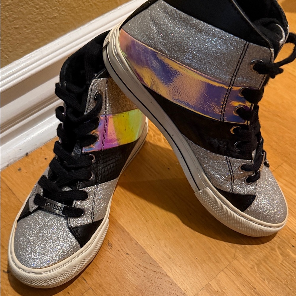 GUESS Women's Silver Glitter High-Top Sneakers with Iridescent Accent 6.5